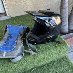 Fox Racing V1 Helmet And water backpack