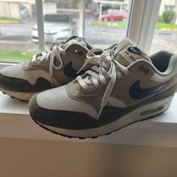 Nike Air Max 1 Excellent Condition 9.5