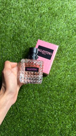 Valentino Donna Born in Roma