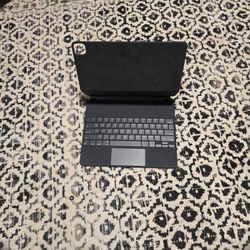 iPad Pro 12.9 Magic Keyboard (M1 M2 M3)