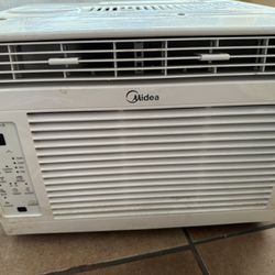 Midea 5,000 BTU Window Air Conditioner With Remote