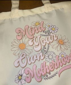 MOTHERS DAY TOTE BAGS & T-SHIRTS
