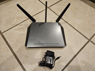 Nighthawk Router