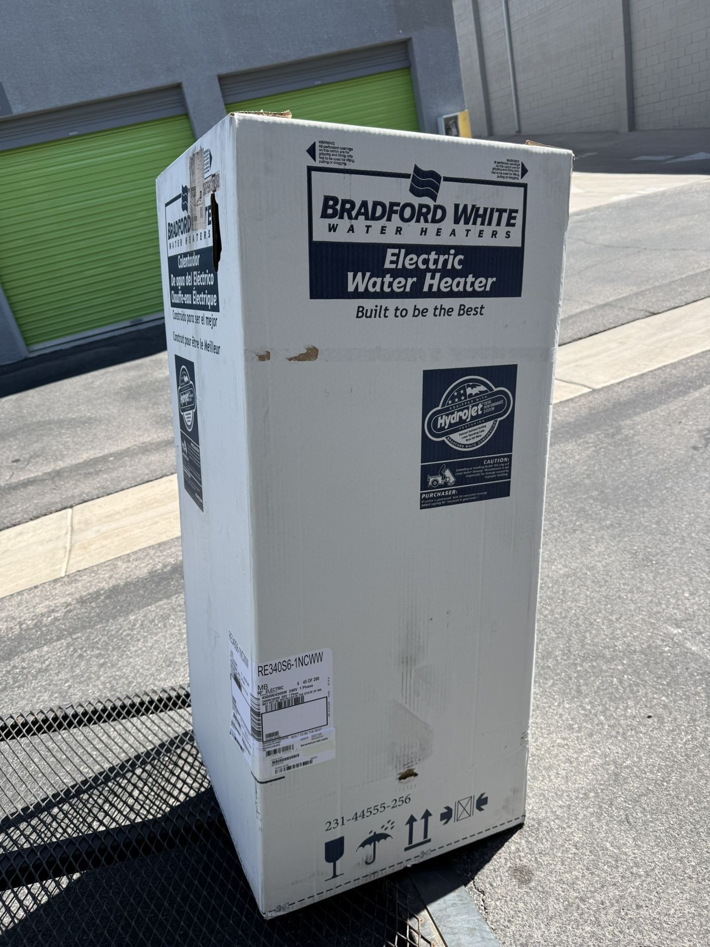 40 Gallon - Upright Energy Saver Electric Residential Water Heater, 240V