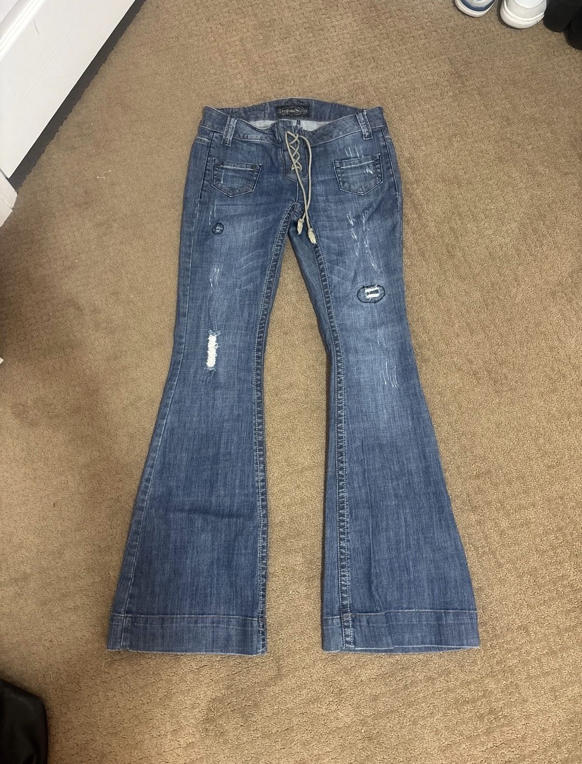 y2k bell bottom jeans!