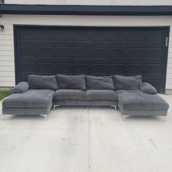 Grey Three-piece Sectional FREE DELIVERY 