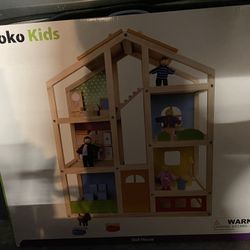 Pidoko Kids Wooden Doll House