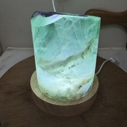 Fluorite lamp light stand not included.