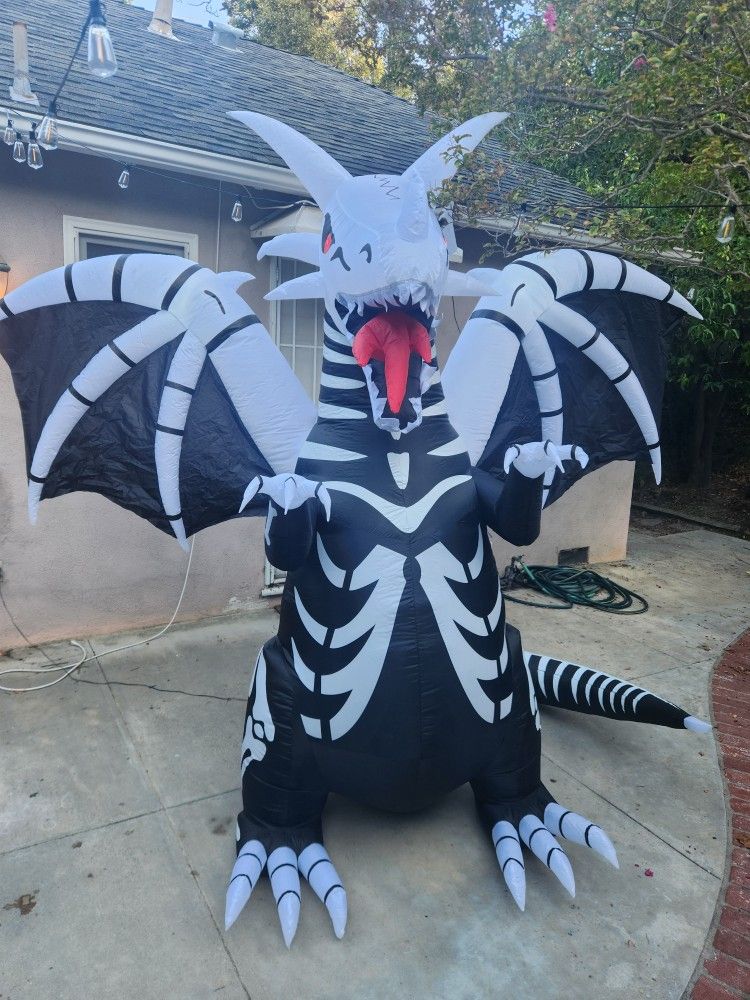 8 Foot Inflatable Halloween Dragon With LEDs