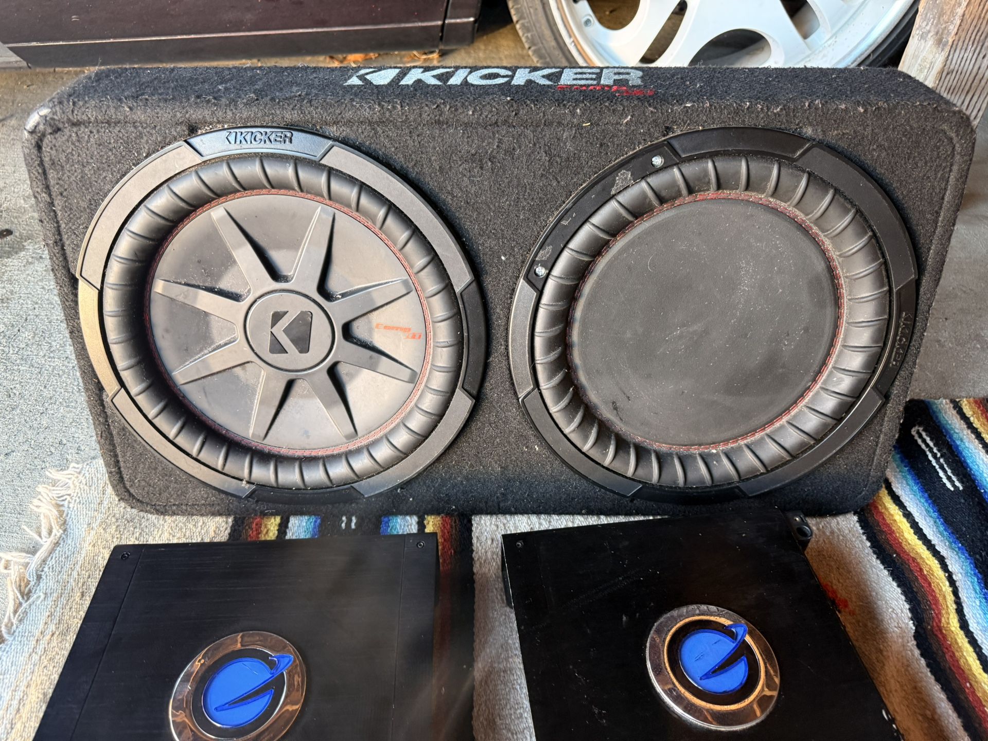 Kicker CompRT 12 Enclosed Sub + 2× Planet Audio 1500W Mono Amps — Good Condition”