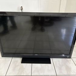 Vizio 47in Full HD LCD Smart TV Great Condition00 