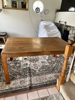 Dining table wood