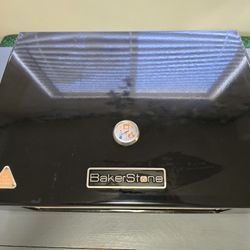 BakerStone Original Series Grill Top Pizza Oven Box.
