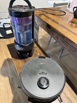 Eureka vacuum and mop robot