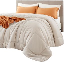 Bedsure Comforter Duvet Insert Quilted King Size Solid-300gsm All Season