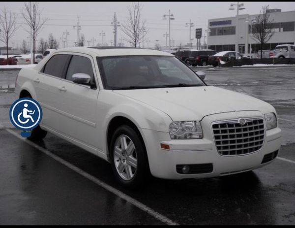 Chrysler 300 2007 for Sale in Sioux Falls, SD - OfferUp