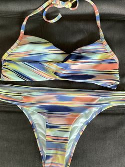 Used Like New Roxy 2 Piece Bikini Large Top Med Bottoms $12 Pick Up In Fontana