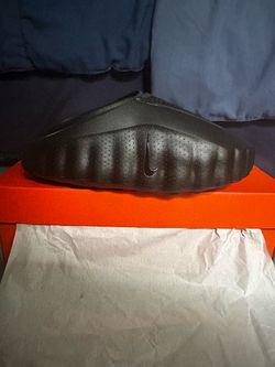 Nike Mind 001 Triple Black Size 8