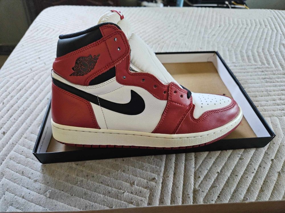 Air Jordan 1 Chicago "2015"