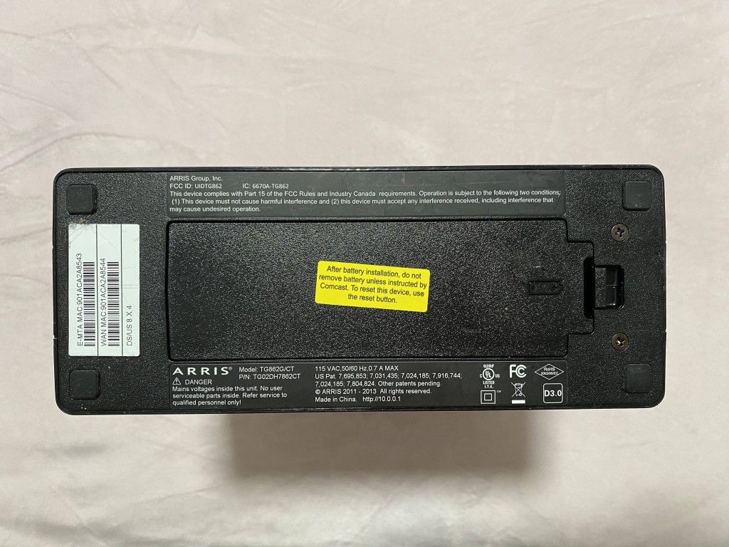 ARRIS COMCAST XFINITY WIFI ROUTER MODEM TG862G/CT HIGH SPEED INTERNET COAX CABLE ETHERNET NETWORK
