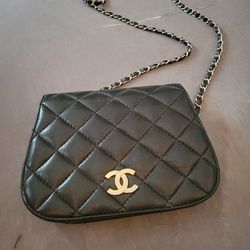 Chanel Vintage 1970s Quilted Messenger Double Flapbag for Sale in Upland,  CA - OfferUp