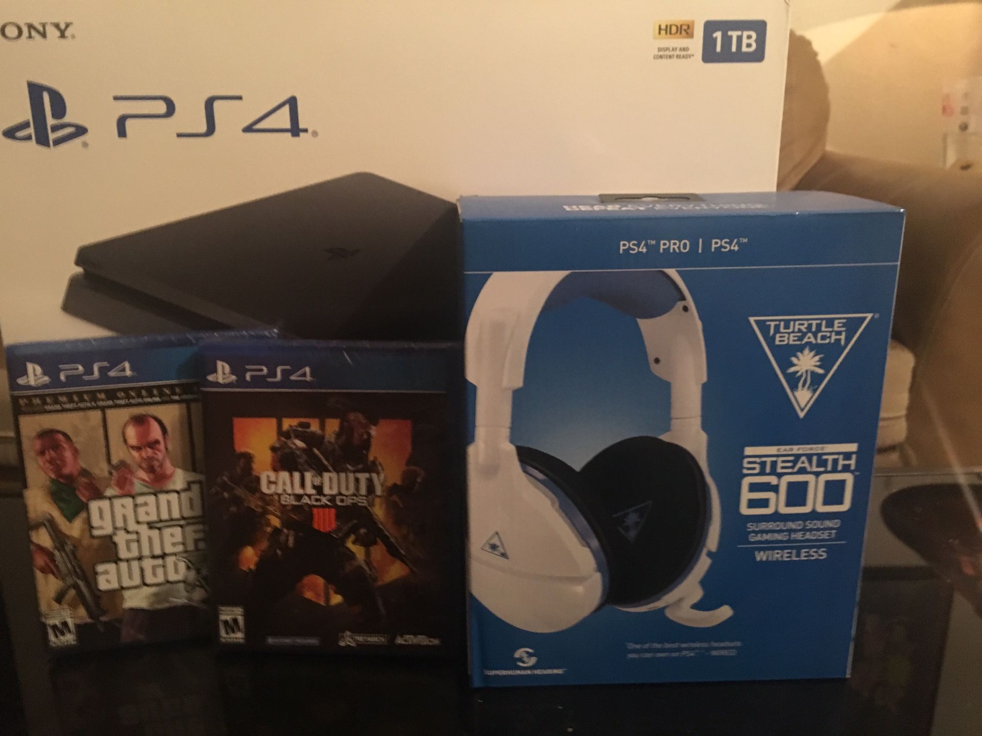 brand new never opened PS4 bundle