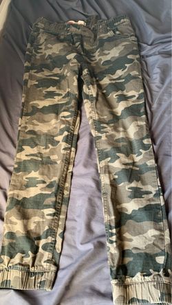 Kids levis camo joggers