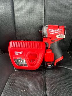 Milwaukee m12 fuel brushless stubby 3 speeds with 2.0ah battery and charger