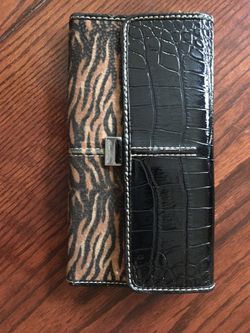 Liz Claiborne wallet