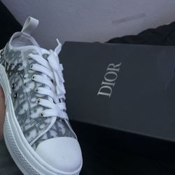 Clothing, Shoes, & Accessories - Men's shoes