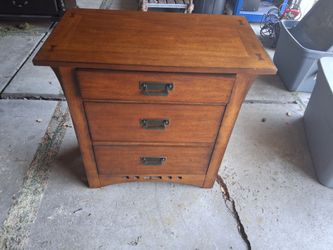 Broyhill 3 Drawer Nightstand Artisan Collection with Touch Control