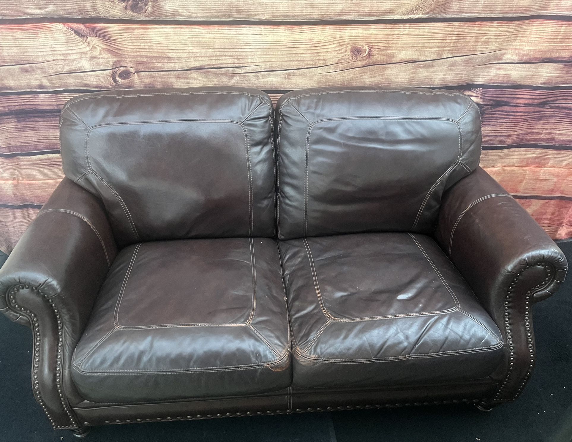 🟤 🔥 Premium Leather Loveseat — $249.99