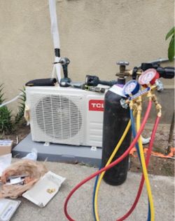 Mini split - minisplit - splitter - AC - ac unit - air conditioning - Aire Acondicionado