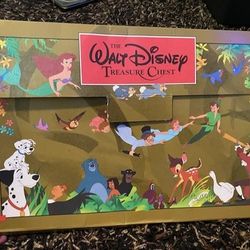 Disney Tresure Chest Collection Of Books 