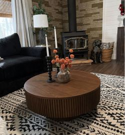 Round Coffee Table, 31” Modern Handcraft Relief Wood Coffee Table Circle Drum Side Table Accent End Table Center Table for Living Room