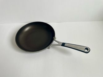 Calphalon 8” Fry Pan Skillet – Model 1388 (Hard-Anodized Aluminum) Used