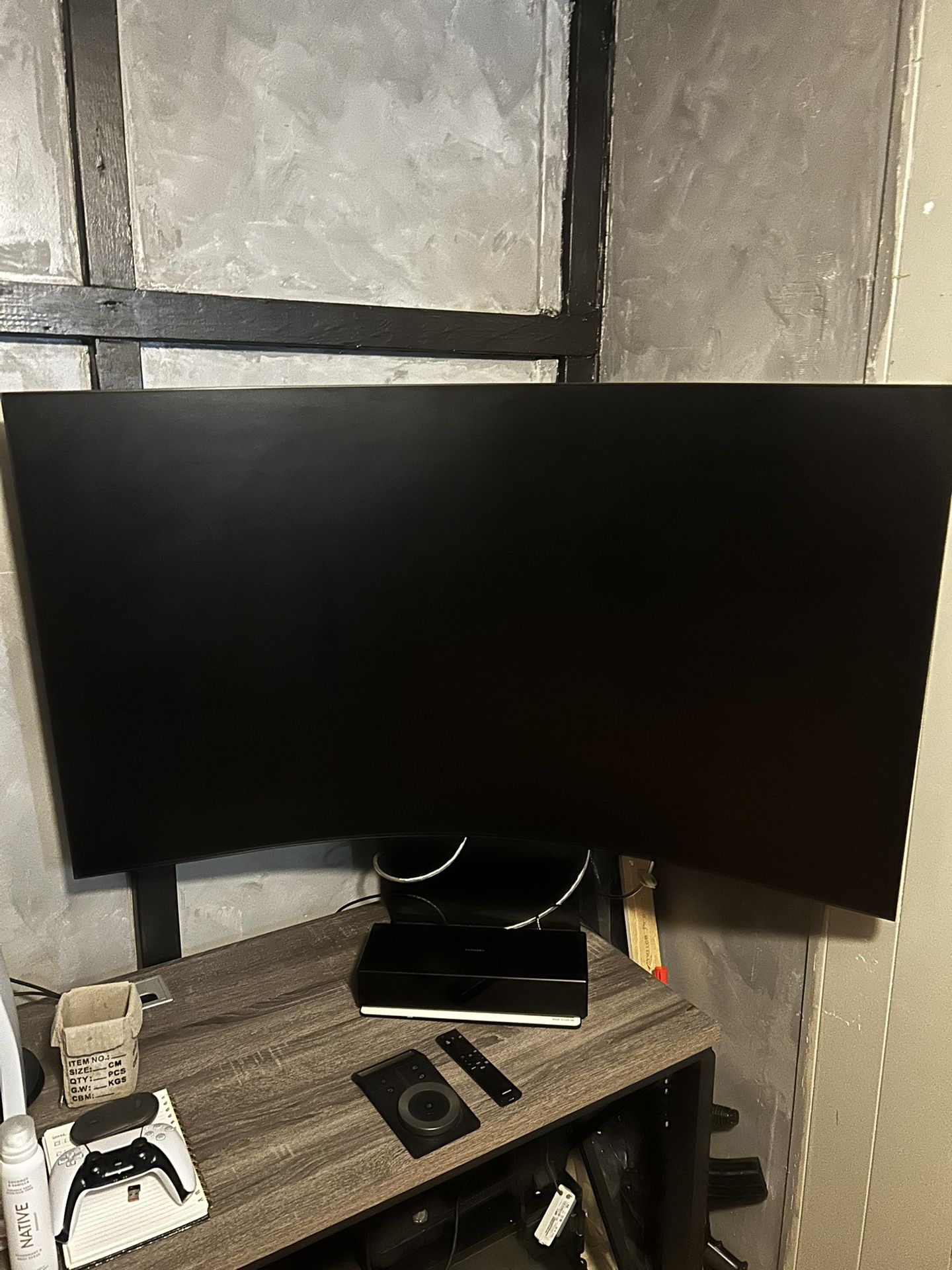 Samsung Odyssey Ark - 46.3”x 46.3” X 15”