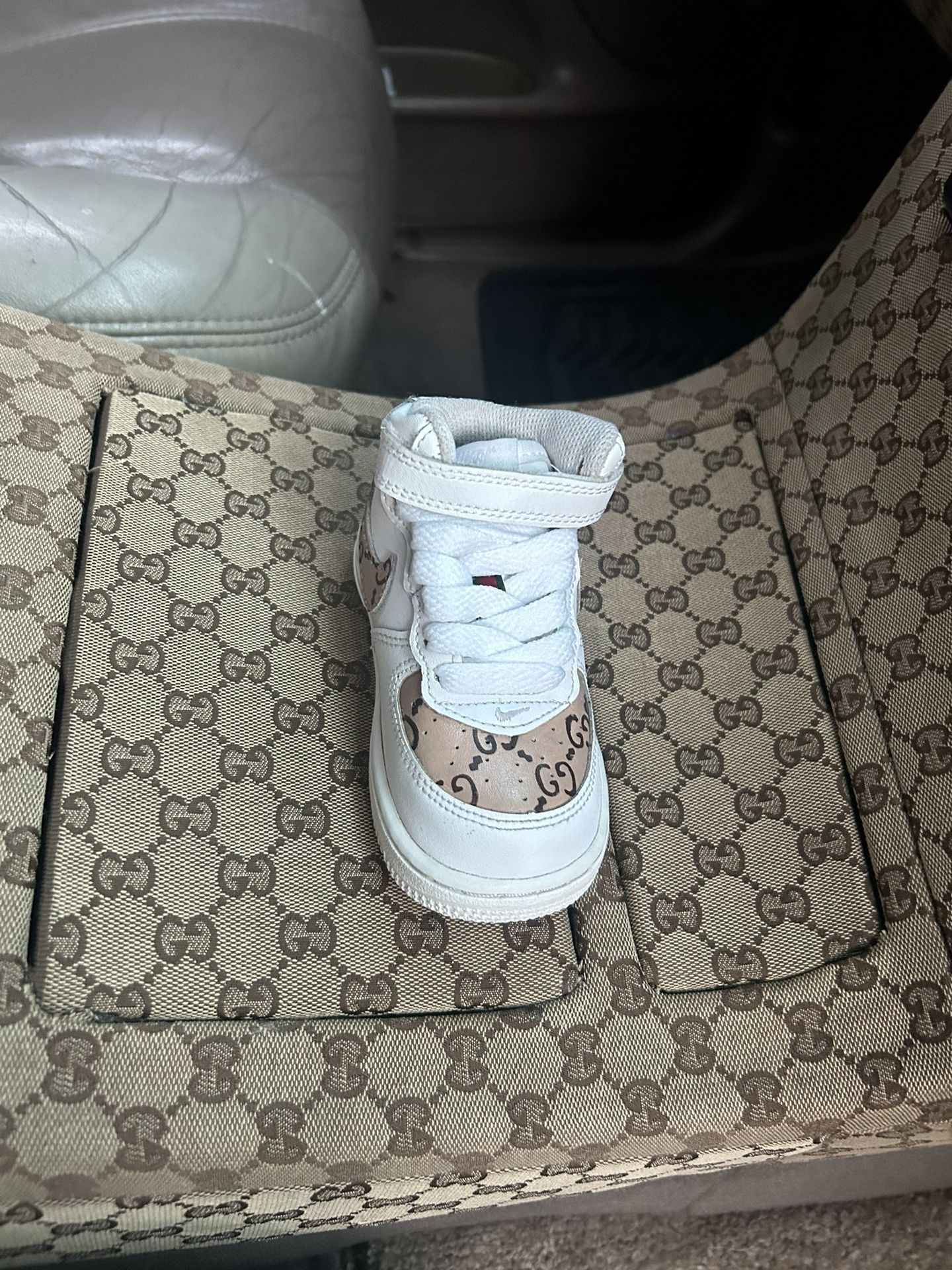 ☆ DESIGNER AIR FORCE 1 ☆ Custom: original Louis Vuitton & Gucci monogrammed  leather inserts #Swipe PREORDER NOW! #newarrivals…