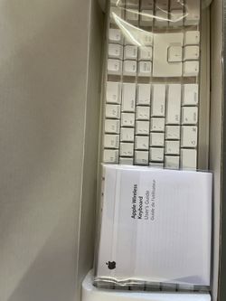 Wireless Apple Keyboard 