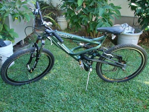 SCHWINN impact 24 speed Shimano derailleur full suspension 26" Bike