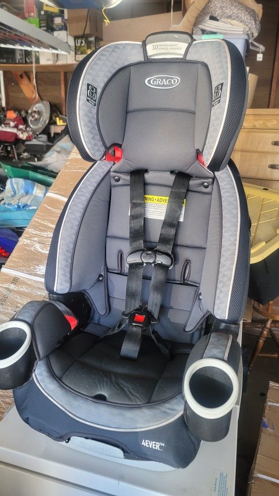 4ever Car Seat $120
