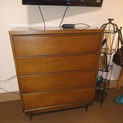 Antique 4 Dresser Mission Oat And Mission Oat Rocking Chair