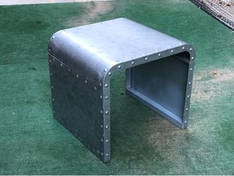 OAKLEY DESIGN LOOK INDUSTRIAL SIDE TABLE