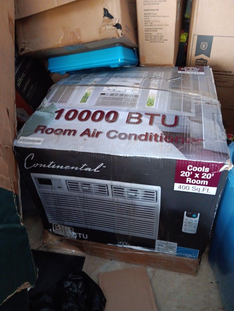 10000-BTU-BTU 400-sq ft 120Volt White Through-the-wall Air Conditioner