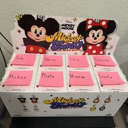 Mickey Family Cute Together Blind Box Pop Mart