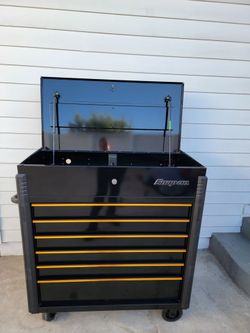 Snap on 40" Roll cart ( KRSC46HPXY) TOOL BOX
