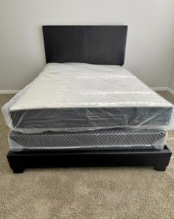 💖.Queen bed complete set 🔥 And Affordable Price 💞. Cash on delivery ❤️🔥