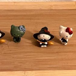 Hello Kitty 3cm Figure Set of 4 Dressed Up Halloween Costume