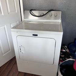 Electric dryer 