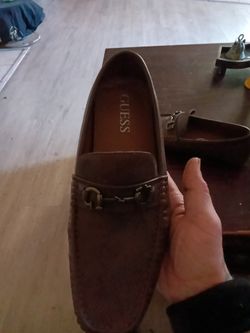Size 9.5 Guess Shoes